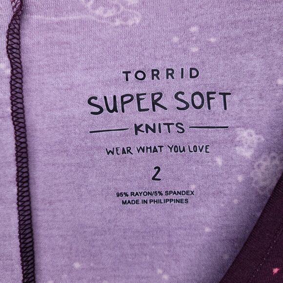 Torrid Top 2X Burgundy Tiger Print Super Soft Knits V Neck - Picture 9 of 11